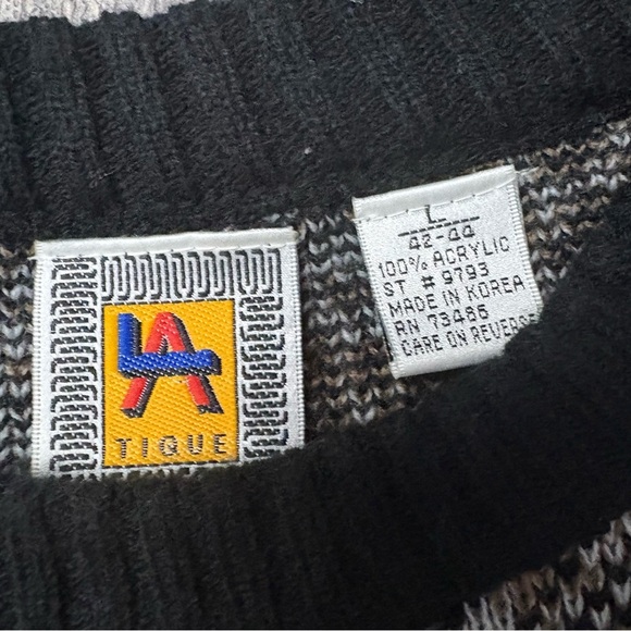 Vintage Abstract Pullover Sweater Size L Black - Picture 3 of 6